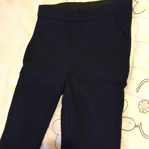 pants - Picture 3 of 4